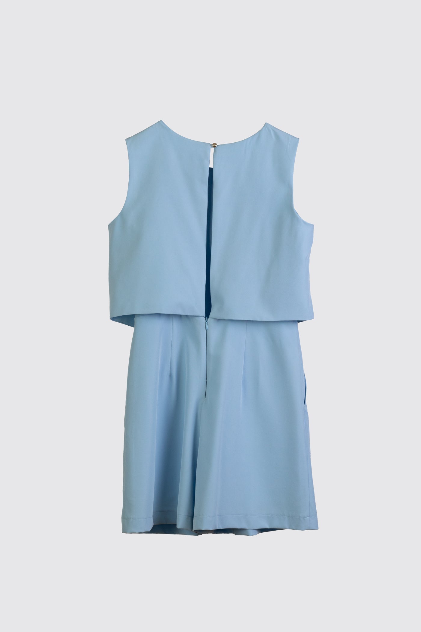 Palazzo corto liso con abertura en espalda