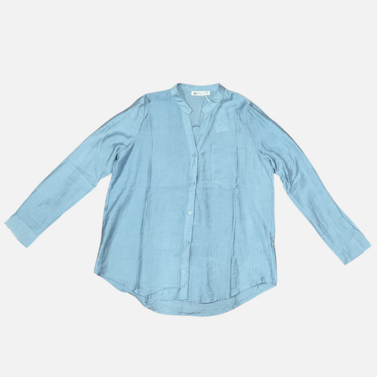 CAMISA AZUL CUELLO EN V